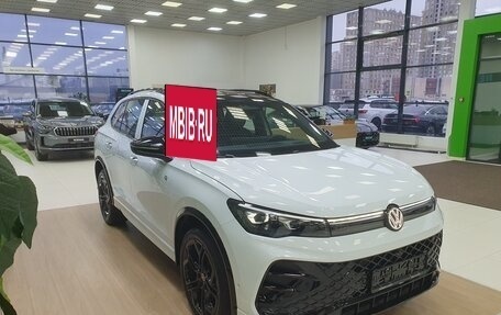Volkswagen Tiguan, 2025 год, 4 950 000 рублей, 9 фотография