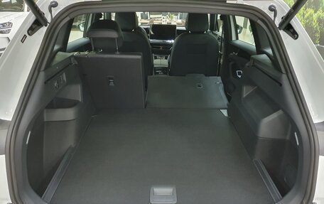 Volkswagen Tiguan, 2025 год, 4 950 000 рублей, 24 фотография