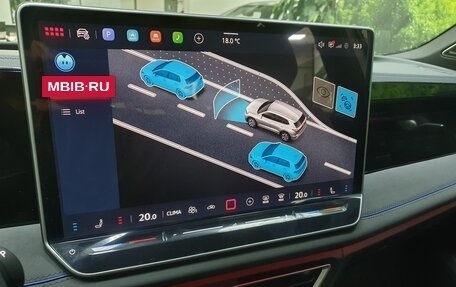 Volkswagen Tiguan, 2025 год, 4 950 000 рублей, 38 фотография