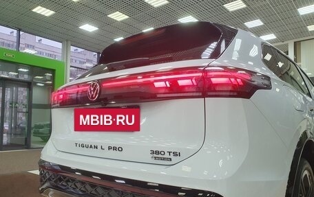 Volkswagen Tiguan, 2025 год, 4 950 000 рублей, 32 фотография