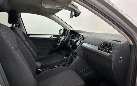 Volkswagen Tiguan II, 2019 год, 2 150 000 рублей, 11 фотография