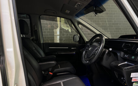 Honda Stepwgn IV, 2015 год, 1 960 000 рублей, 12 фотография