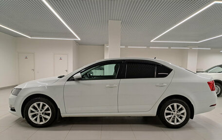 Skoda Octavia, 2018 год, 1 609 000 рублей, 8 фотография