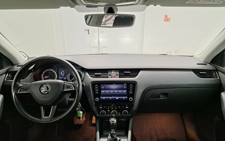 Skoda Octavia, 2018 год, 1 609 000 рублей, 14 фотография