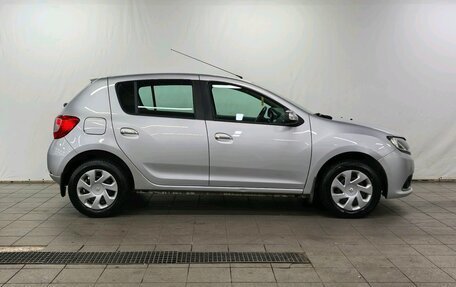 Renault Sandero II рестайлинг, 2018 год, 610 000 рублей, 3 фотография