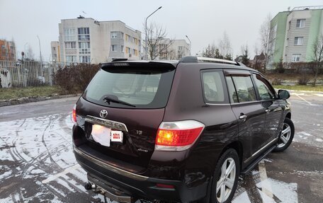 Toyota Highlander III, 2012 год, 2 145 000 рублей, 3 фотография