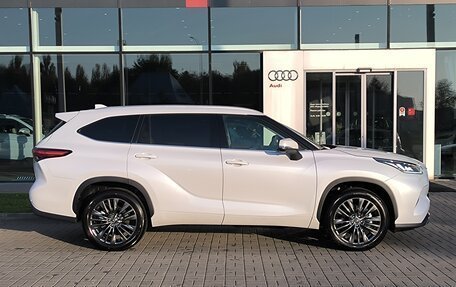Toyota Highlander, 2025 год, 5 999 000 рублей, 8 фотография