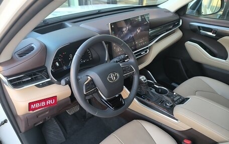 Toyota Highlander, 2025 год, 5 999 000 рублей, 12 фотография