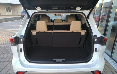 Toyota Highlander, 2025 год, 5 999 000 рублей, 29 фотография