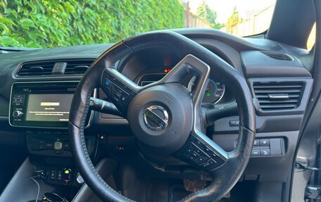 Nissan Leaf II, 2017 год, 1 700 000 рублей, 7 фотография