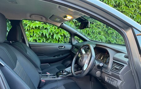 Nissan Leaf II, 2017 год, 1 700 000 рублей, 9 фотография