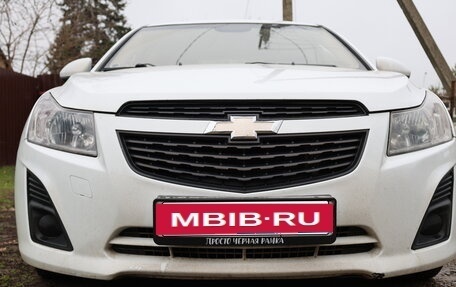 Chevrolet Cruze II, 2013 год, 670 000 рублей, 2 фотография