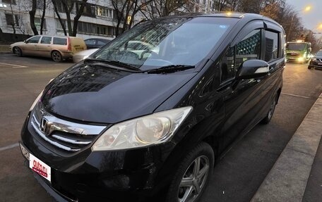 Honda Freed I, 2013 год, 1 350 000 рублей, 9 фотография