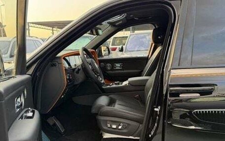 Rolls-Royce Cullinan, 2025 год, 77 691 000 рублей, 7 фотография