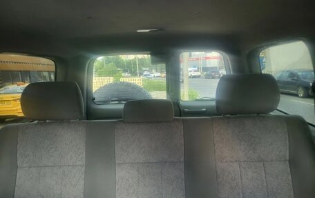 Toyota Land Cruiser 100 рестайлинг 2, 2005 год, 3 850 000 рублей, 5 фотография