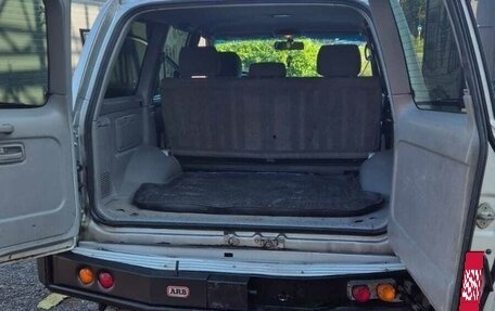 Toyota Land Cruiser 100 рестайлинг 2, 2005 год, 3 850 000 рублей, 8 фотография
