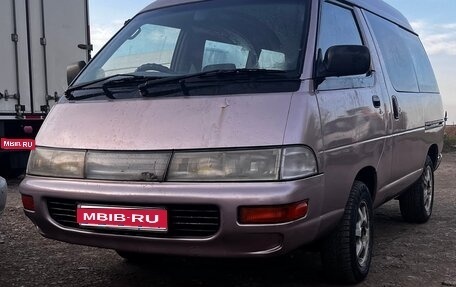 Toyota Town Ace III, 1993 год, 350 000 рублей, 1 фотография