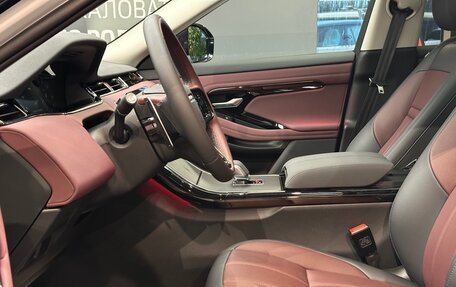 Land Rover Range Rover Evoque II, 2025 год, 7 280 000 рублей, 6 фотография