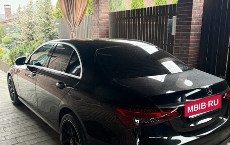 Mercedes-Benz E-Класс, 2020 год, 3 430 000 рублей, 4 фотография
