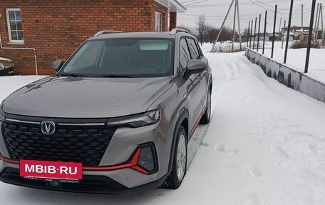 Changan CS35 Plus, 2023 год, 1 850 000 рублей, 2 фотография