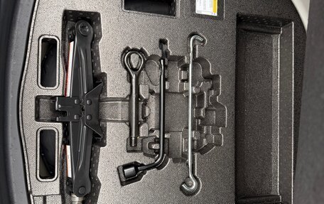 Toyota Camry, 2021 год, 2 800 000 рублей, 16 фотография