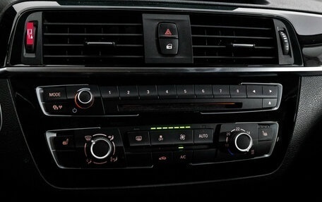 BMW 1 серия, 2017 год, 2 350 000 рублей, 17 фотография