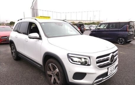 Mercedes-Benz GLB, 2022 год, 2 358 000 рублей, 2 фотография