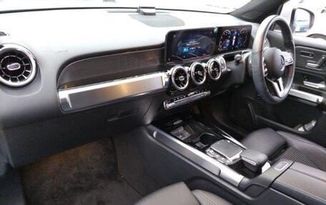 Mercedes-Benz GLB, 2022 год, 2 358 000 рублей, 5 фотография