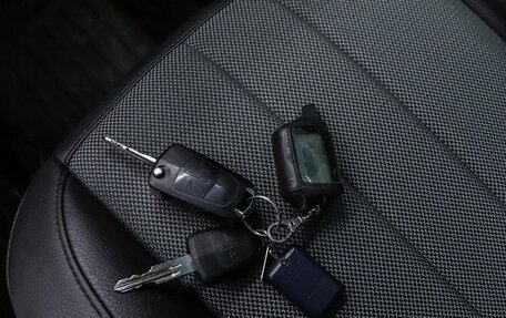 Opel Antara I, 2012 год, 1 299 000 рублей, 26 фотография