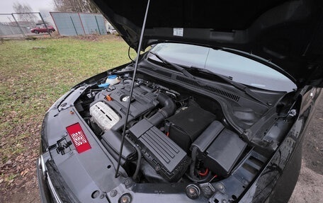 Volkswagen Jetta VI, 2011 год, 1 250 000 рублей, 10 фотография