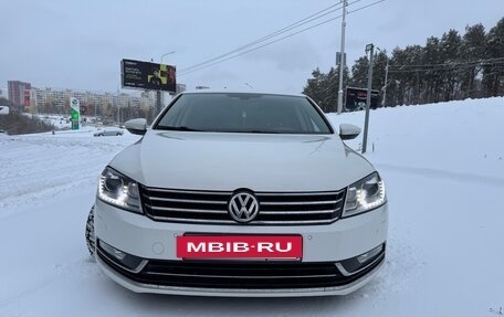 Volkswagen Passat B7, 2013 год, 1 695 000 рублей, 2 фотография