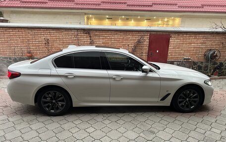 BMW 5 серия, 2021 год, 6 100 000 рублей, 5 фотография