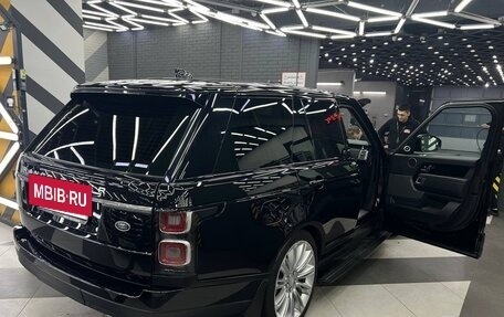 Land Rover Range Rover IV рестайлинг, 2018 год, 7 100 000 рублей, 8 фотография