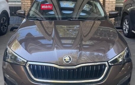 Skoda Rapid II, 2022 год, 2 100 000 рублей, 3 фотография