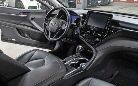 Toyota Camry, 2021 год, 3 198 000 рублей, 11 фотография