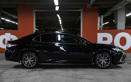 Toyota Camry, 2021 год, 3 198 000 рублей, 4 фотография
