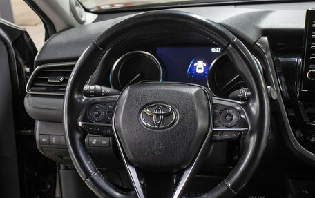 Toyota Camry, 2021 год, 3 198 000 рублей, 17 фотография