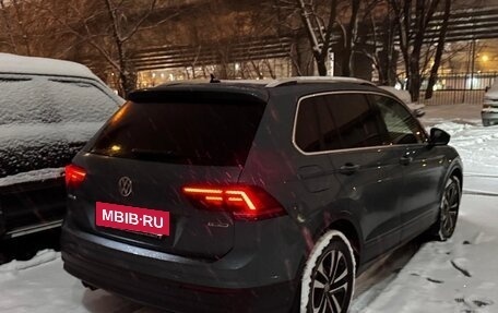 Volkswagen Tiguan II, 2019 год, 2 270 000 рублей, 3 фотография