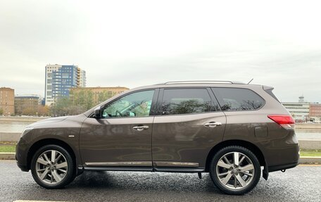 Nissan Pathfinder, 2014 год, 2 500 000 рублей, 2 фотография