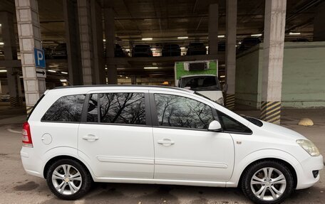 Opel Zafira B, 2008 год, 870 000 рублей, 2 фотография