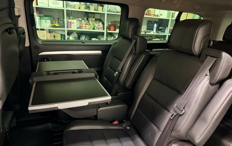 Peugeot Traveller I, 2019 год, 2 999 999 рублей, 17 фотография