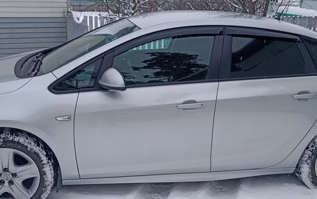 Opel Astra J, 2013 год, 1 150 000 рублей, 4 фотография