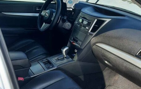 Subaru Outback IV рестайлинг, 2011 год, 1 595 000 рублей, 14 фотография