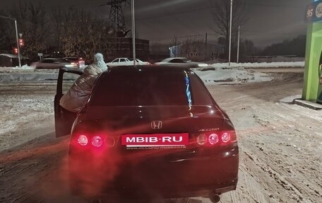 Honda Accord VII рестайлинг, 2007 год, 900 000 рублей, 4 фотография