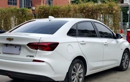 Chevrolet Monza, 2022 год, 1 060 000 рублей, 6 фотография