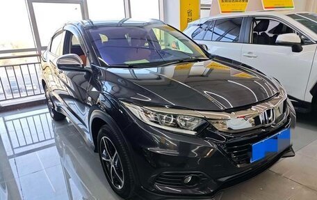 Honda Vezel, 2022 год, 1 430 000 рублей, 3 фотография