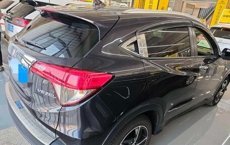 Honda Vezel, 2022 год, 1 430 000 рублей, 5 фотография