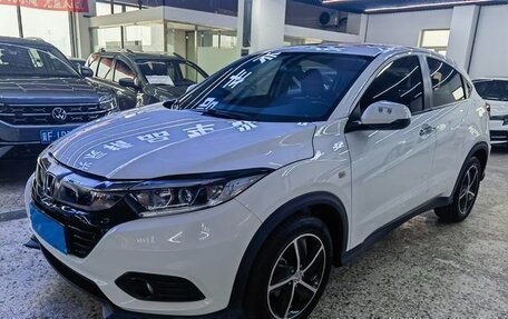 Honda Vezel, 2022 год, 1 420 000 рублей, 1 фотография
