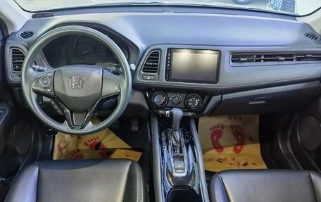 Honda Vezel, 2022 год, 1 420 000 рублей, 7 фотография