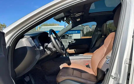 Volvo XC60 II, 2024 год, 4 650 911 рублей, 7 фотография